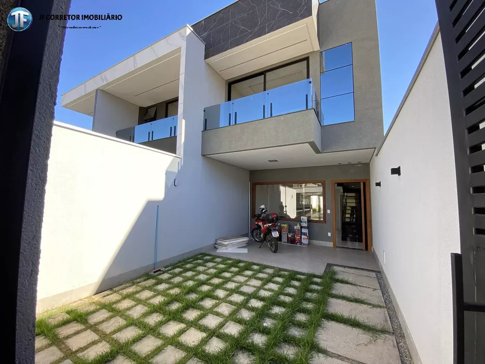 Casa à venda com 3 quartos, 152m² - Foto 2