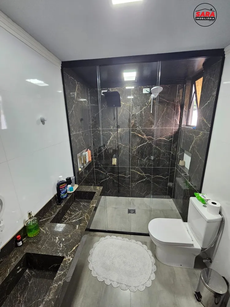 Casa, 3 quartos, 230 m² - Foto 13