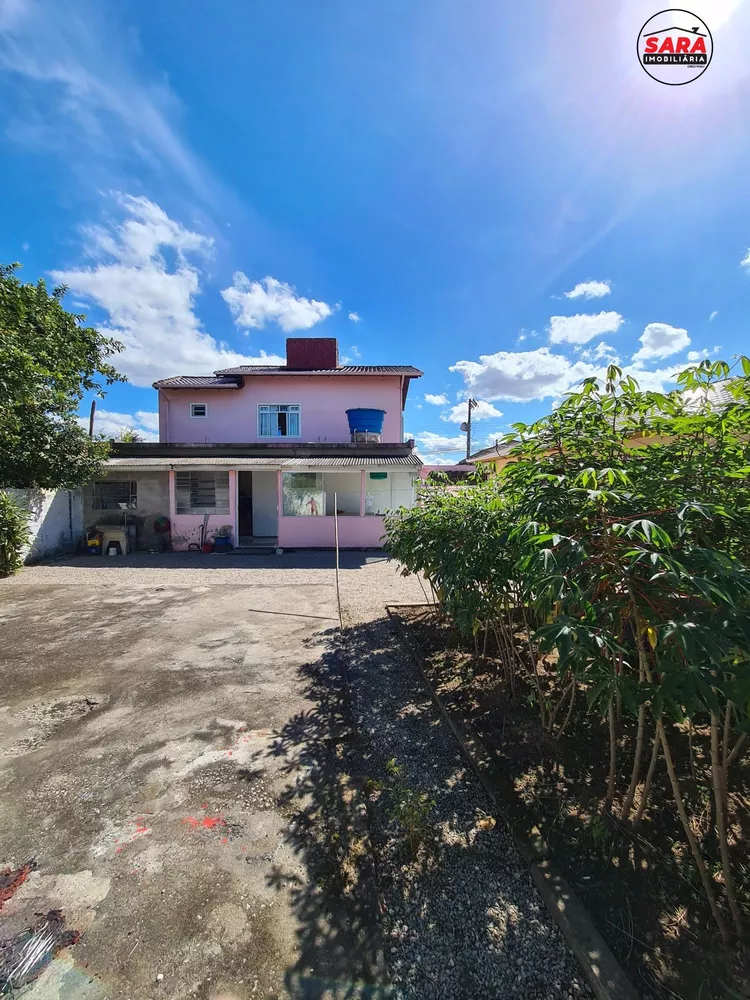 Casa, 4 quartos, 180 m² - Foto 1