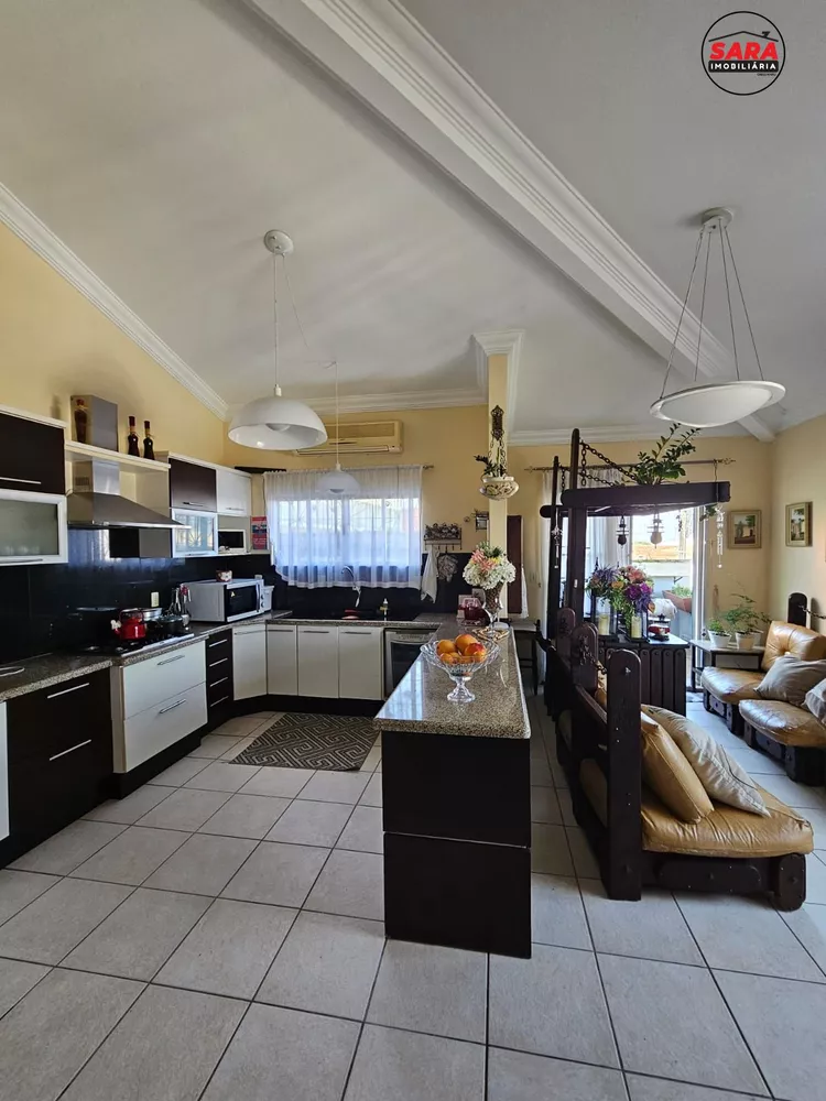 Casa, 4 quartos, 280 m² - Foto 6