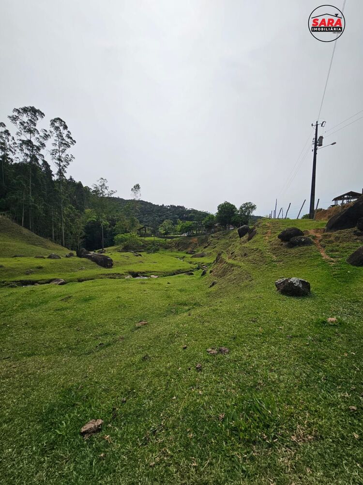 Sítio à venda com 2 quartos, 150m² - Foto 3