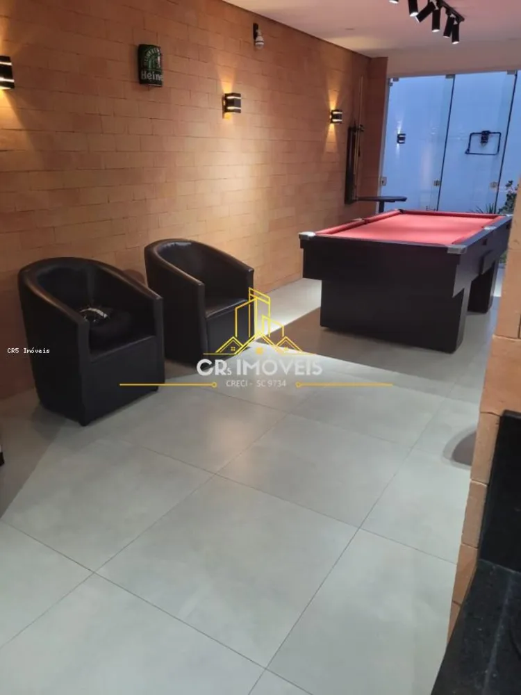 Sobrado, 3 quartos, 215 m² - Foto 2
