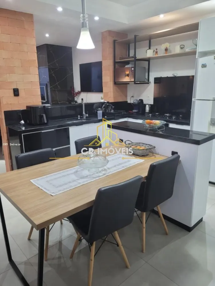 Sobrado, 3 quartos, 215 m² - Foto 3