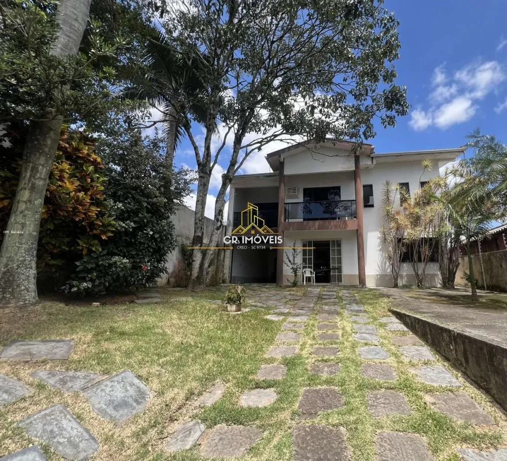 Casa, 5 quartos, 251 m² - Foto 1