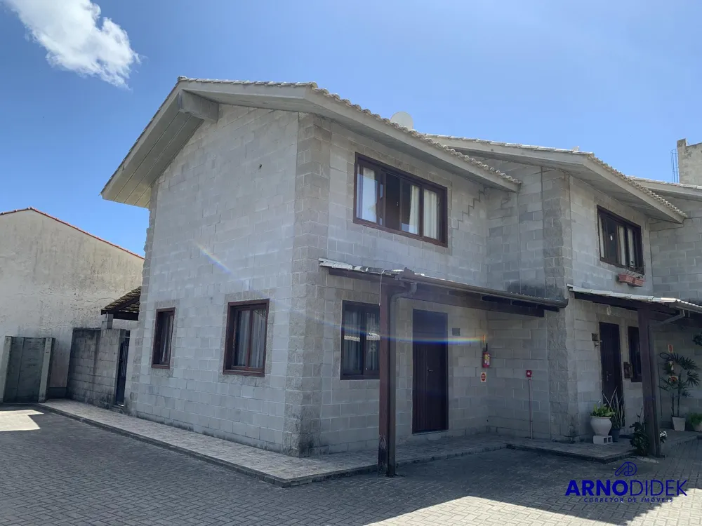 Casa, 2 quartos, 65 m² - Foto 1