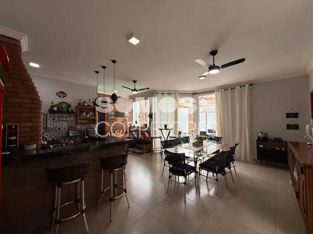 Casa, 3 quartos, 182 m² - Foto 4