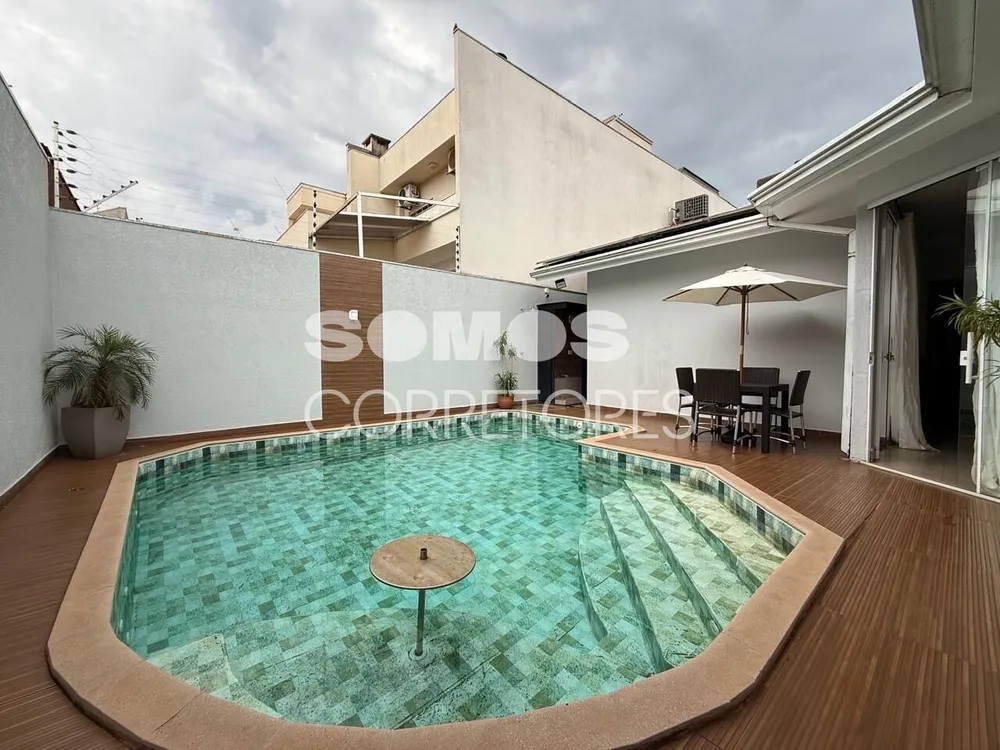 Casa, 3 quartos, 182 m² - Foto 2