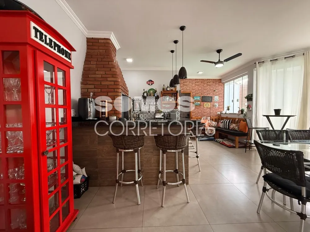 Casa, 3 quartos, 182 m² - Foto 3