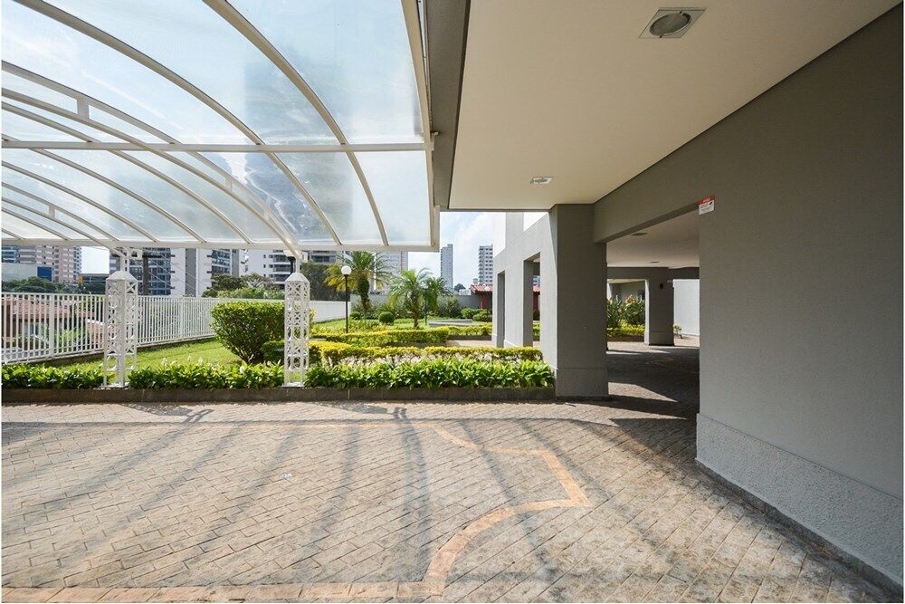 Apartamento à venda com 4 quartos, 85m² - Foto 2
