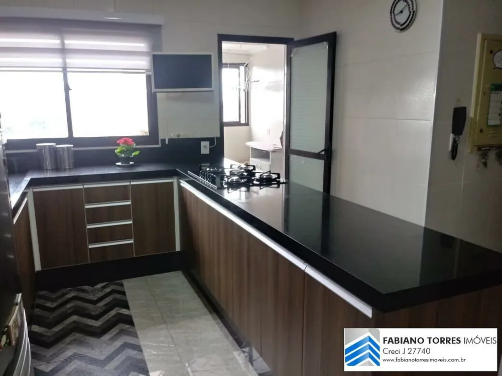 Apartamento, 3 quartos, 144 m² - Foto 1