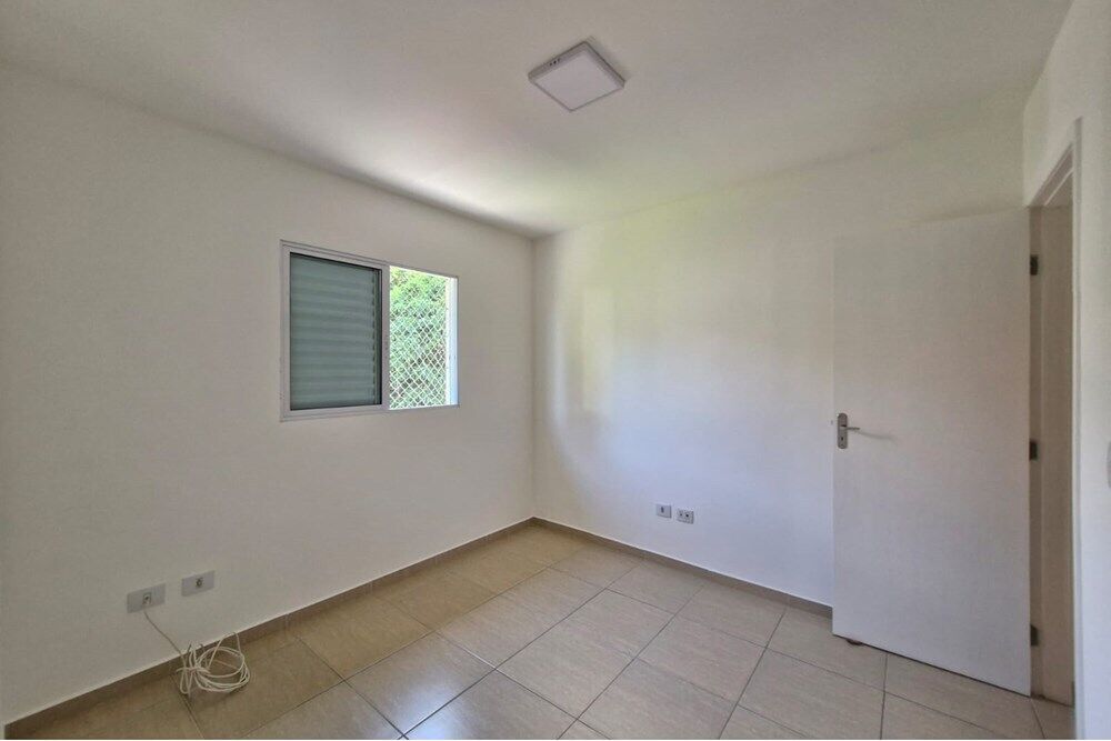 Casa à venda com 2 quartos, 65m² - Foto 4