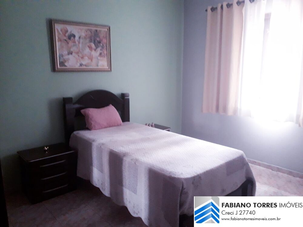Casa à venda com 3 quartos, 394m² - Foto 2