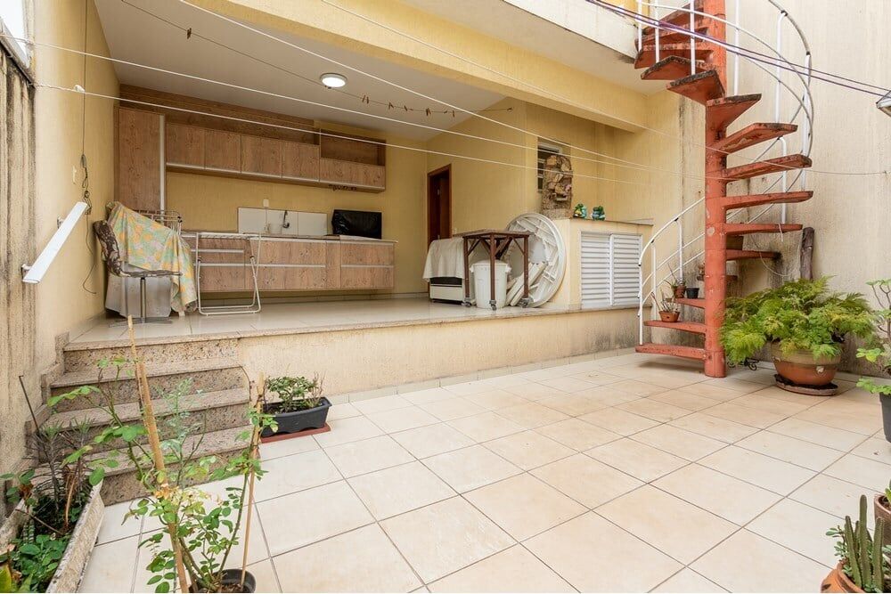 Casa à venda com 4 quartos, 229m² - Foto 30