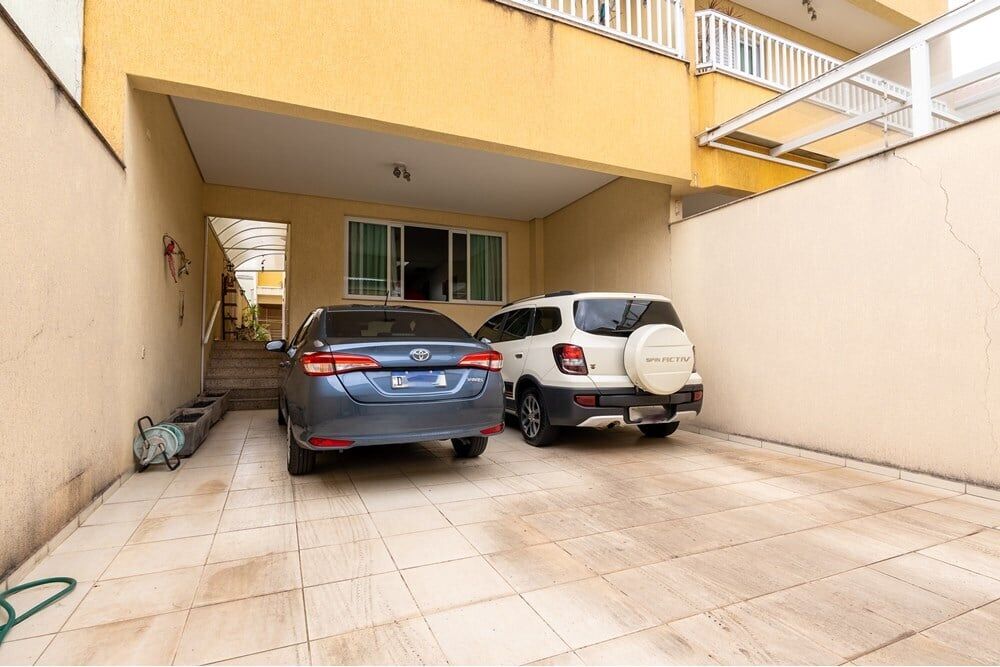 Casa à venda com 4 quartos, 229m² - Foto 18