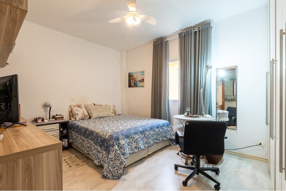 Casa à venda com 4 quartos, 229m² - Foto 8