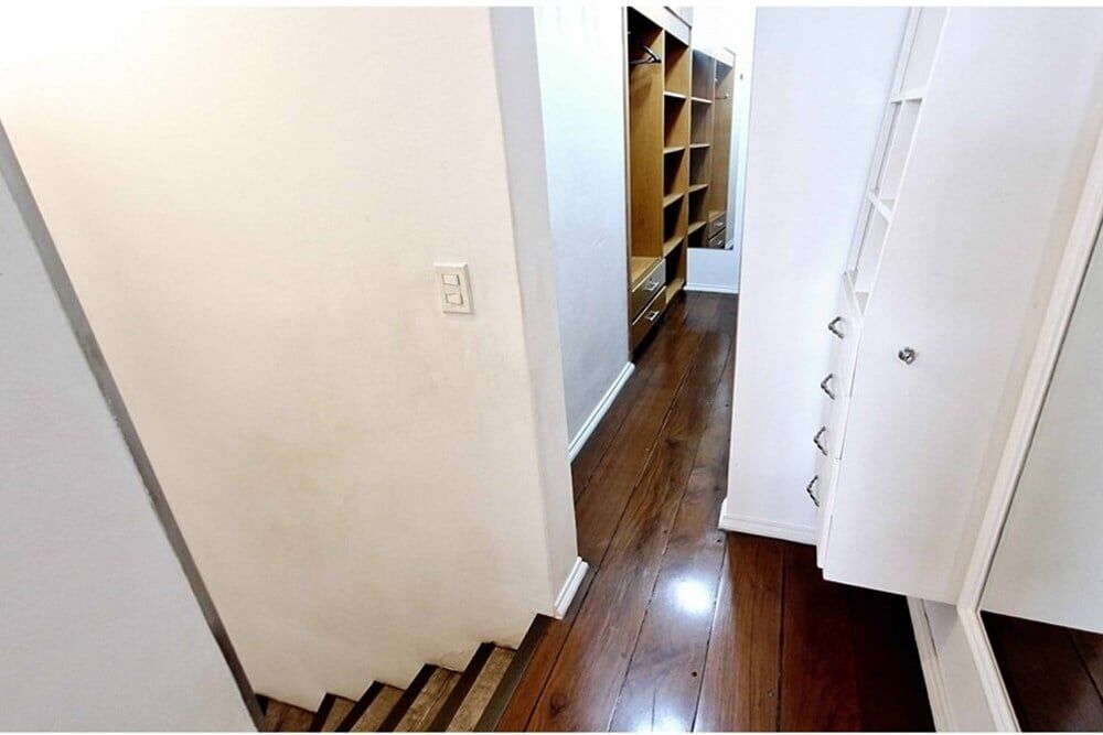 Apartamento à venda com 1 quarto, 57m² - Foto 1