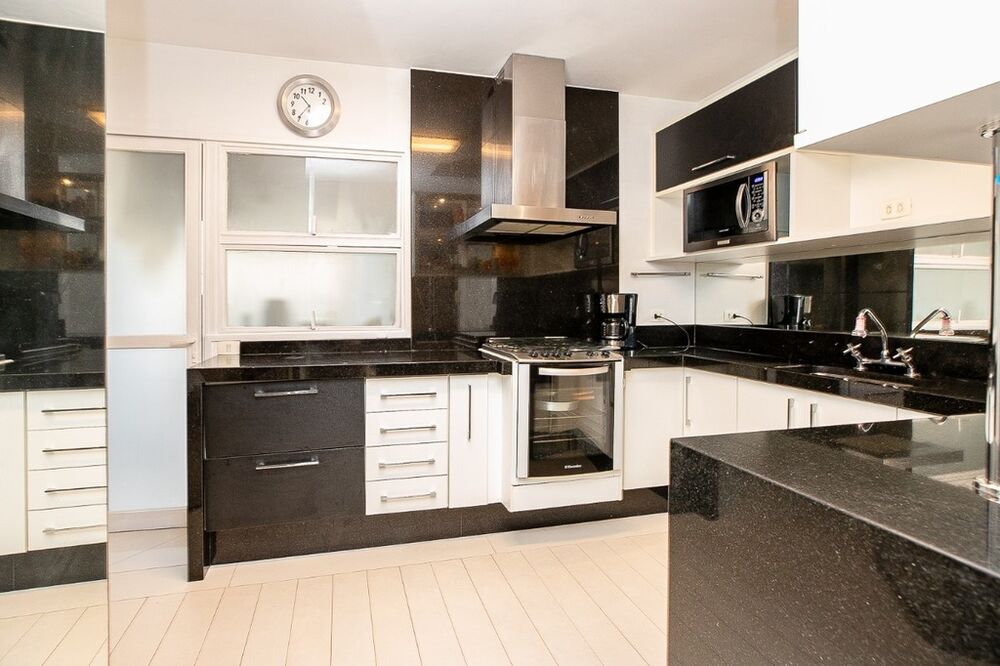 Apartamento à venda com 3 quartos, 162m² - Foto 6