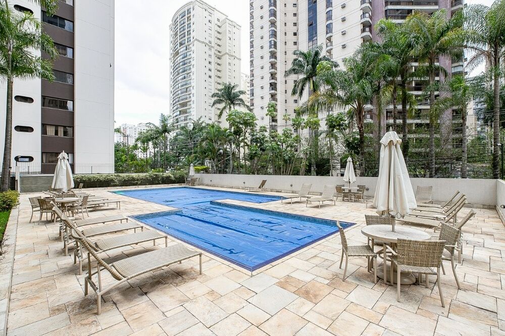 Apartamento à venda com 3 quartos, 162m² - Foto 28