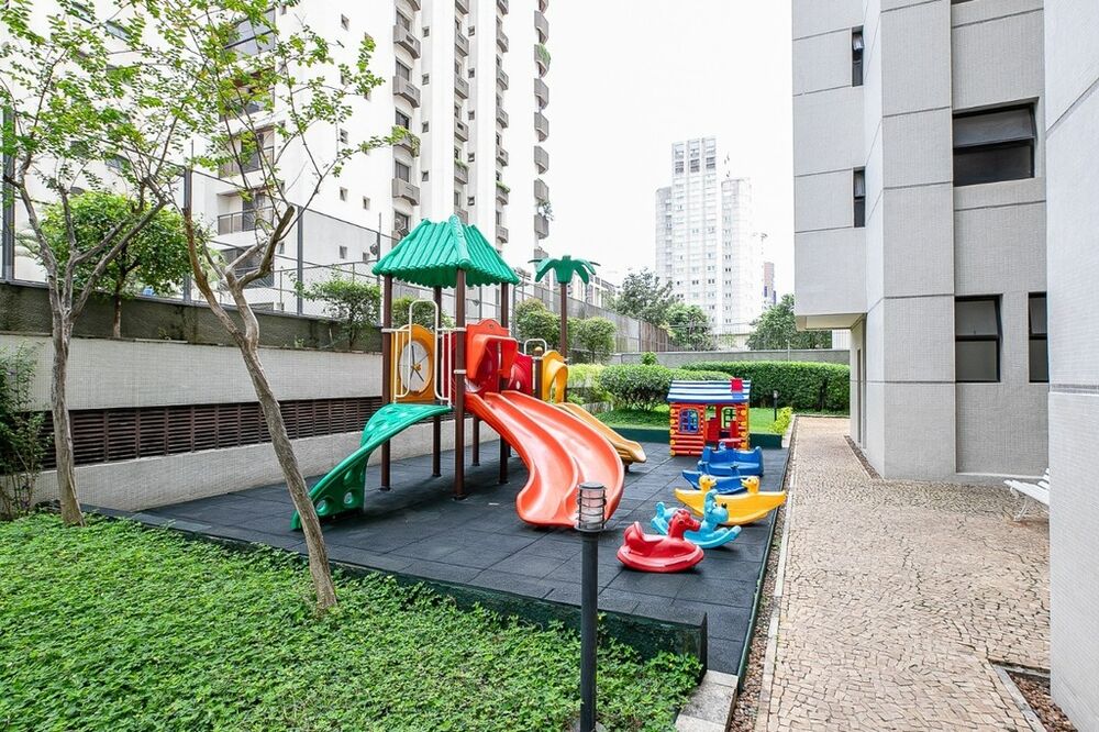 Apartamento à venda com 3 quartos, 162m² - Foto 22