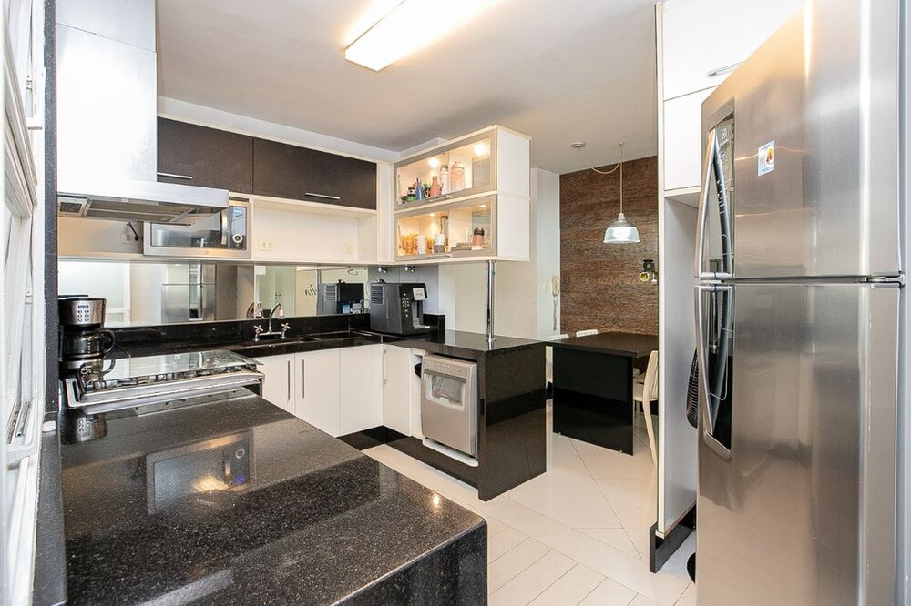 Apartamento à venda com 3 quartos, 162m² - Foto 10