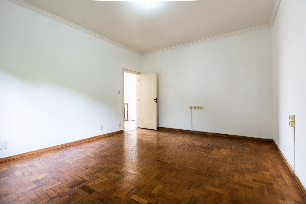 Casa à venda com 3 quartos, 200m² - Foto 43