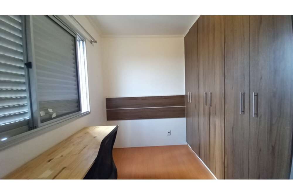 Apartamento à venda com 2 quartos, 62m² - Foto 2