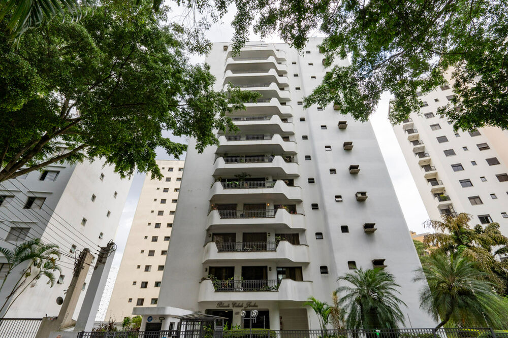Apartamento à venda com 4 quartos, 180m² - Foto 11