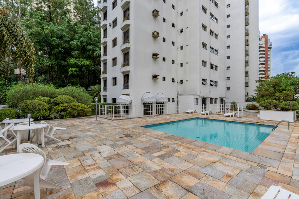 Apartamento à venda com 4 quartos, 180m² - Foto 13