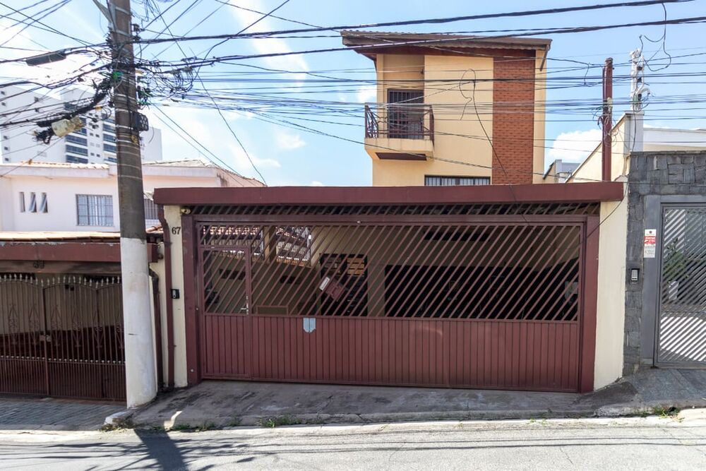 Casa à venda com 3 quartos, 330m² - Foto 1