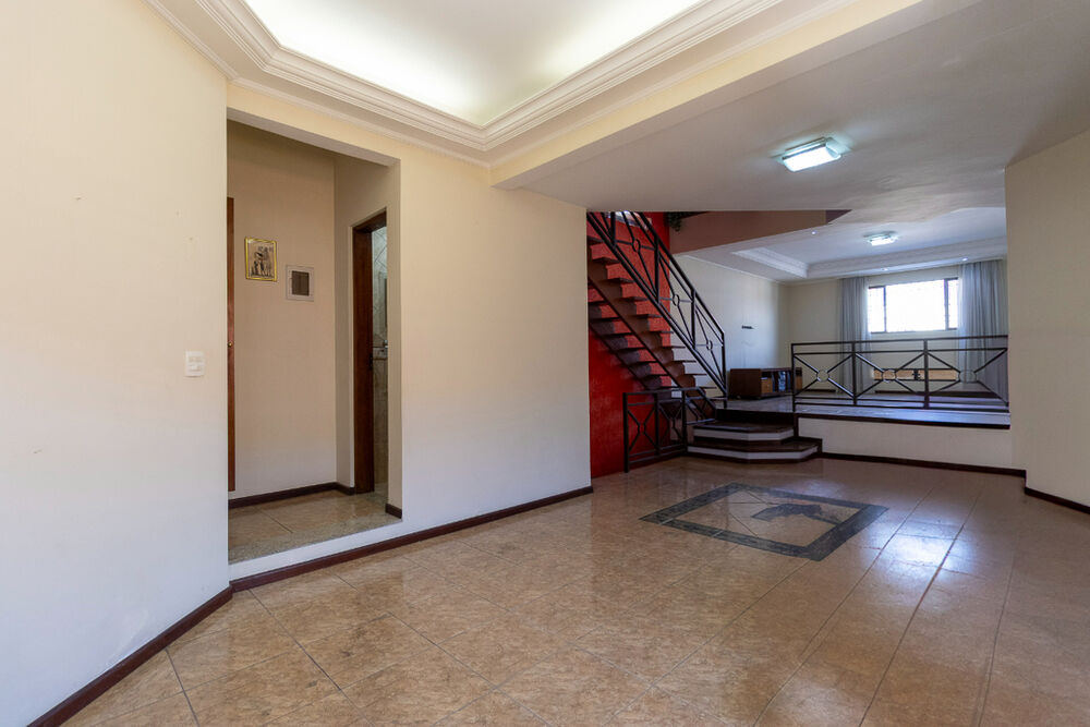 Casa à venda com 3 quartos, 330m² - Foto 29
