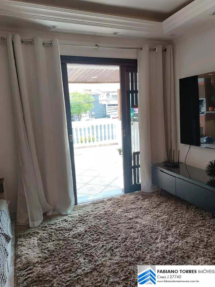 Sobrado, 3 quartos, 205 m² - Foto 2