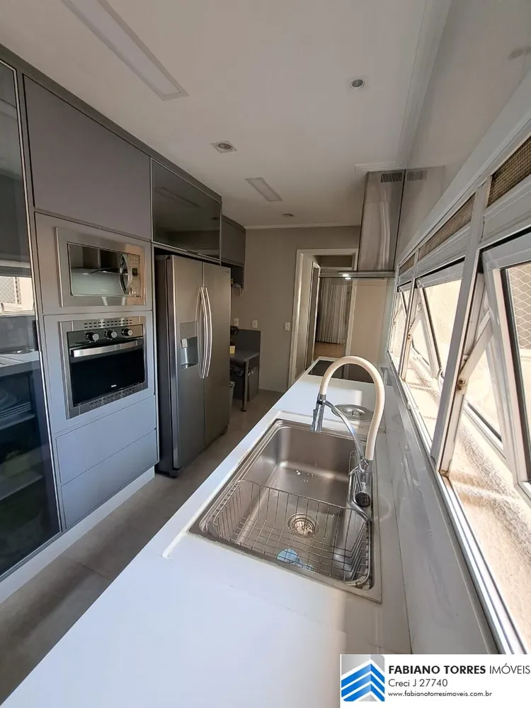 Apartamento, 3 quartos, 156 m² - Foto 1