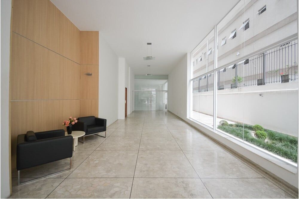 Apartamento à venda com 3 quartos, 180m² - Foto 4