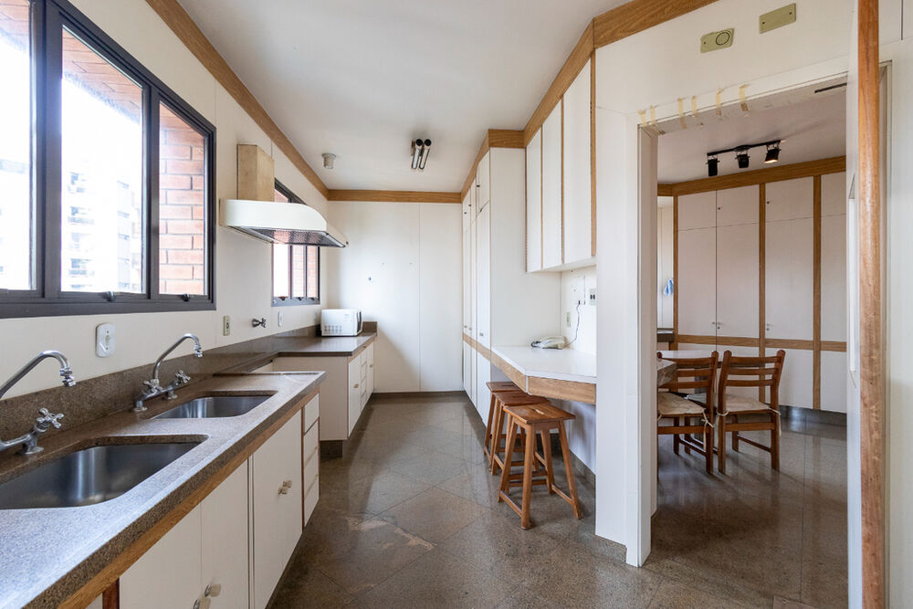 Apartamento à venda com 3 quartos, 325m² - Foto 43