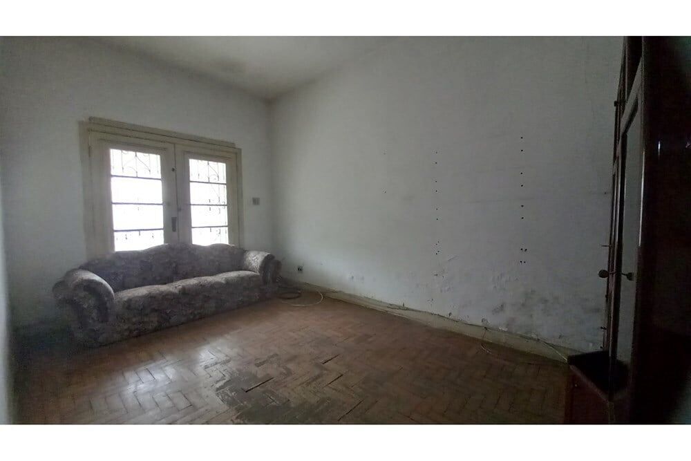 Casa à venda com 2 quartos, 90m² - Foto 1