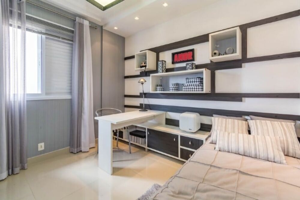 Apartamento à venda com 2 quartos, 64m² - Foto 1