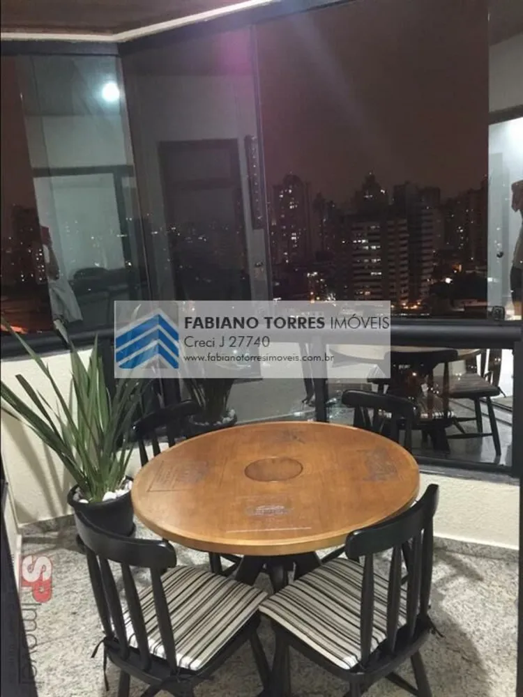 Apartamento, 3 quartos, 136 m² - Foto 2