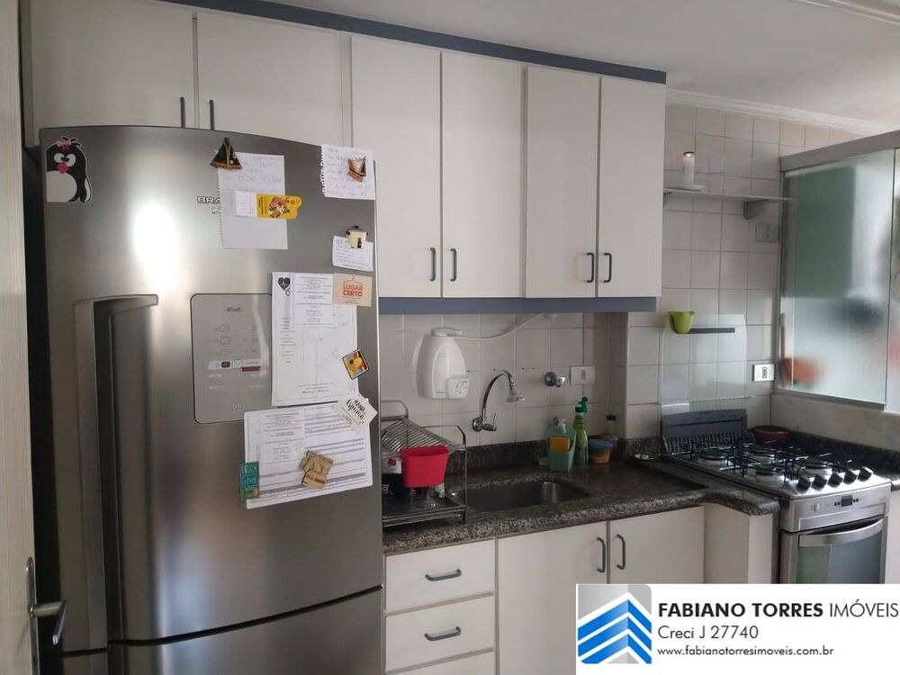 Apartamento à venda com 3 quartos, 72m² - Foto 2