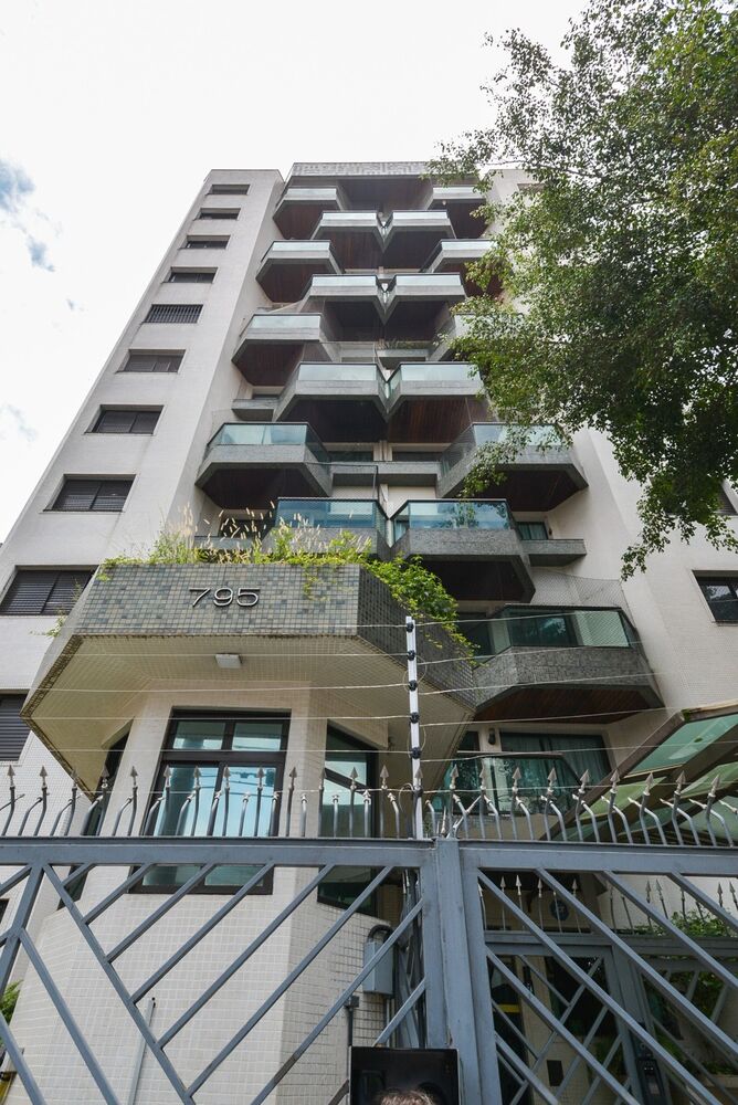 Apartamento à venda com 3 quartos, 120m² - Foto 4