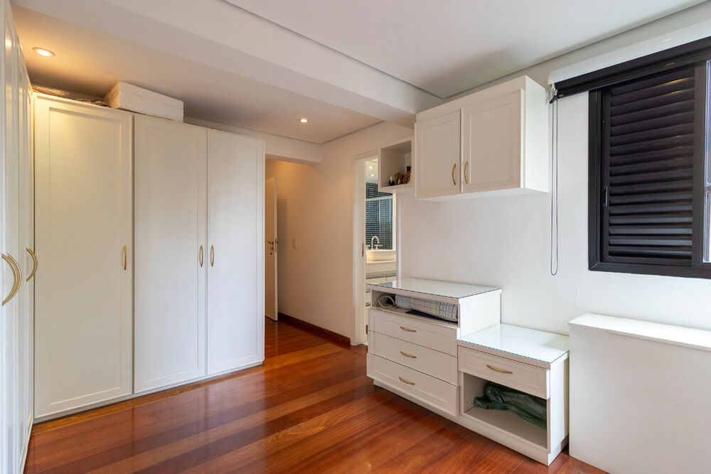 Apartamento à venda com 3 quartos, 190m² - Foto 36