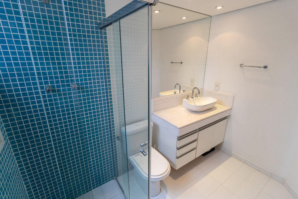 Apartamento à venda com 3 quartos, 190m² - Foto 6