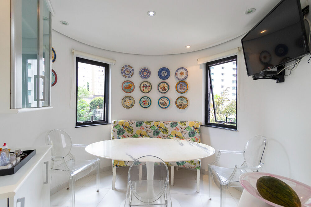 Apartamento à venda com 3 quartos, 190m² - Foto 8