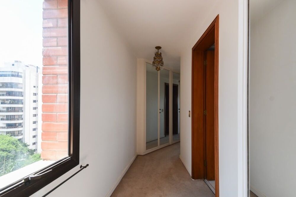 Apartamento à venda com 4 quartos, 274m² - Foto 12