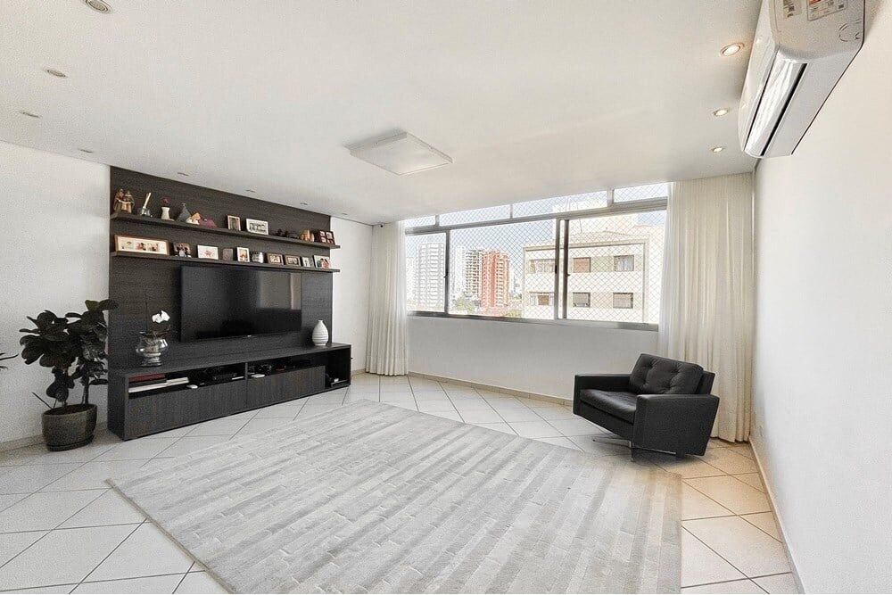 Apartamento à venda com 3 quartos, 105m² - Foto 1
