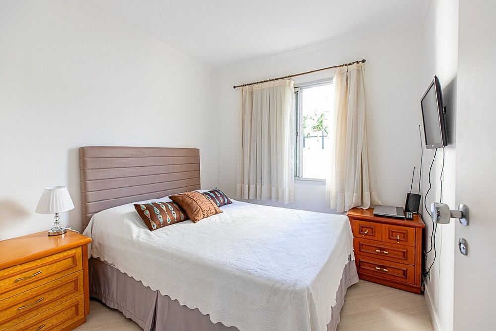 Apartamento à venda com 2 quartos, 67m² - Foto 3