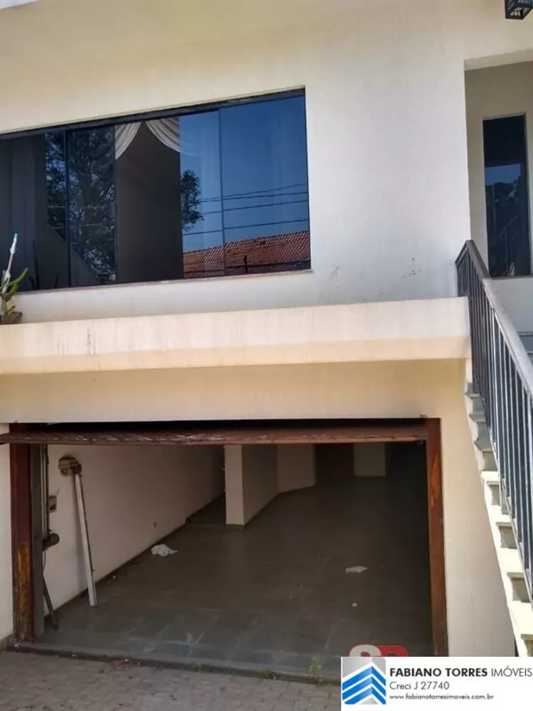 Sobrado, 3 quartos, 228 m² - Foto 3