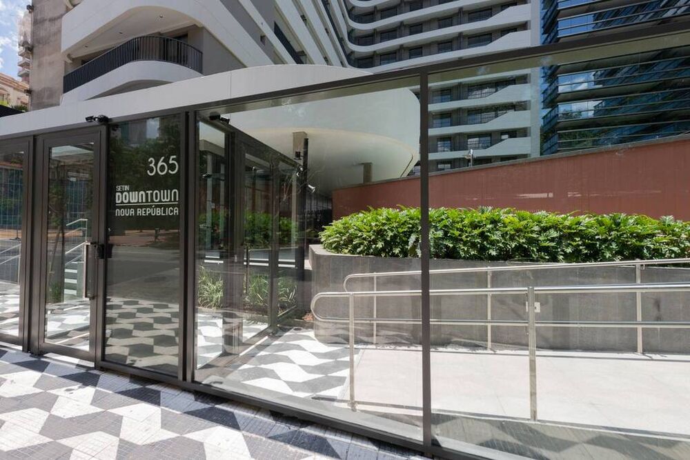Apartamento à venda com 1 quarto, 43m² - Foto 2
