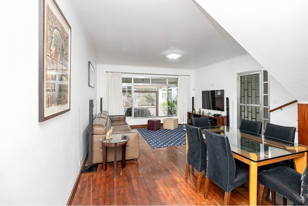 Casa à venda com 3 quartos, 173m² - Foto 2