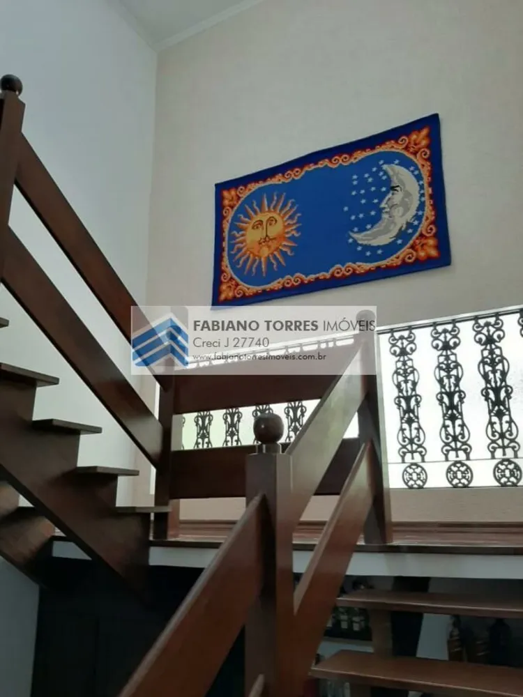 Sobrado, 3 quartos, 310 m² - Foto 2