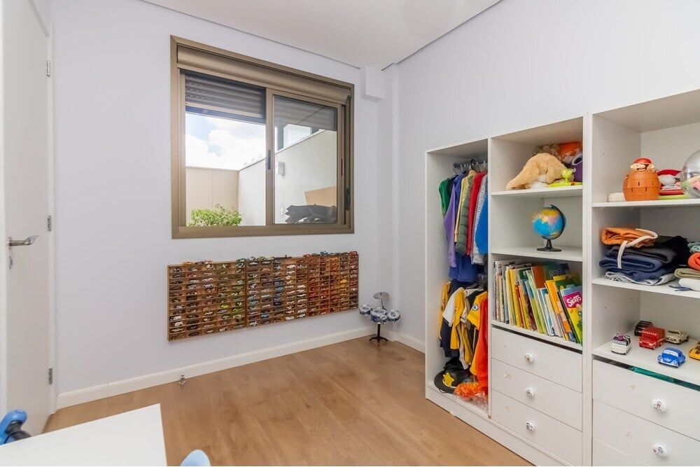 Apartamento à venda com 3 quartos, 176m² - Foto 9